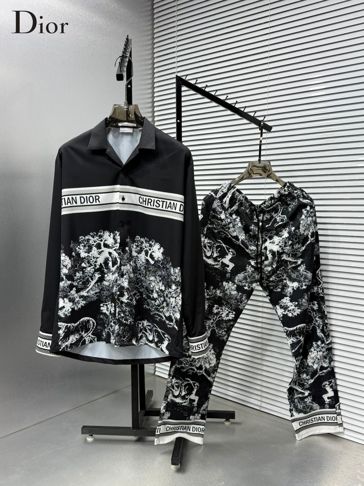 DIOR BLACK BOX PACK CORD SET