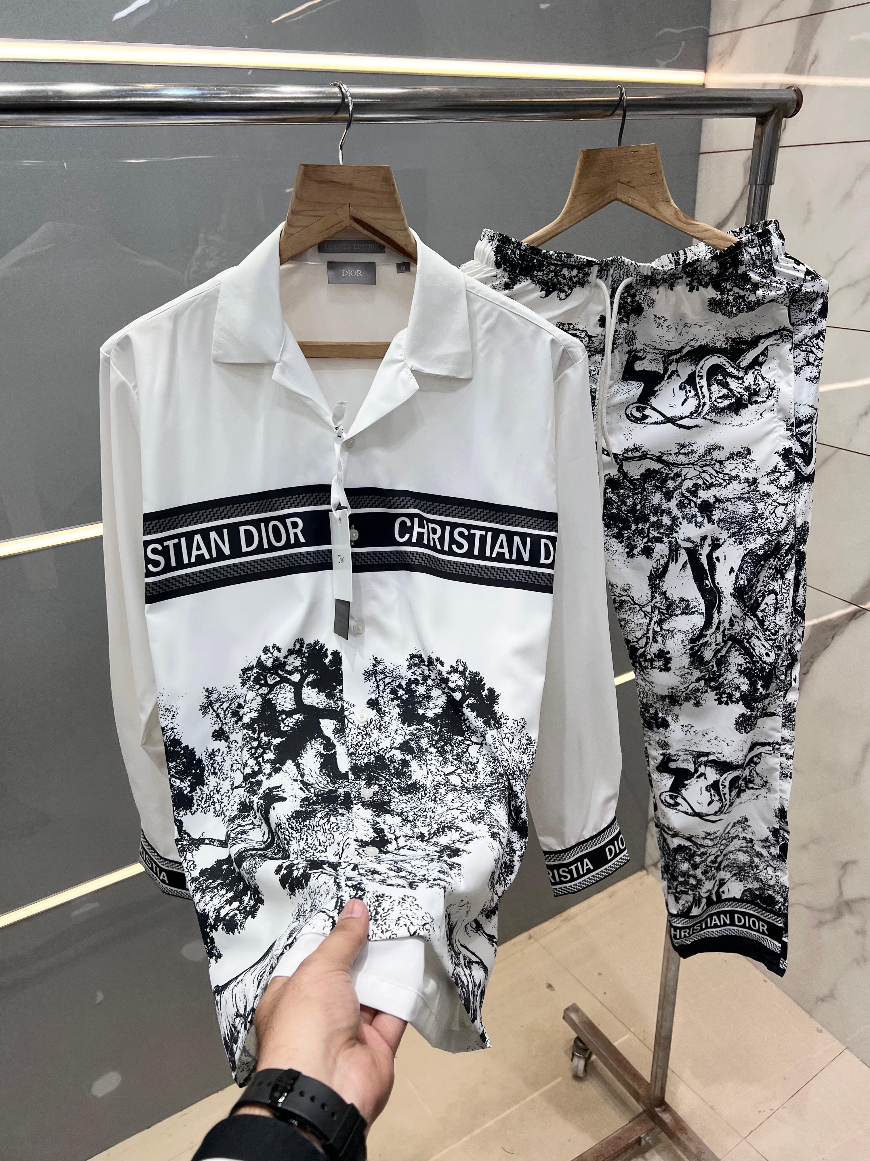 DIOR WHITE BOX PACK CORD SET