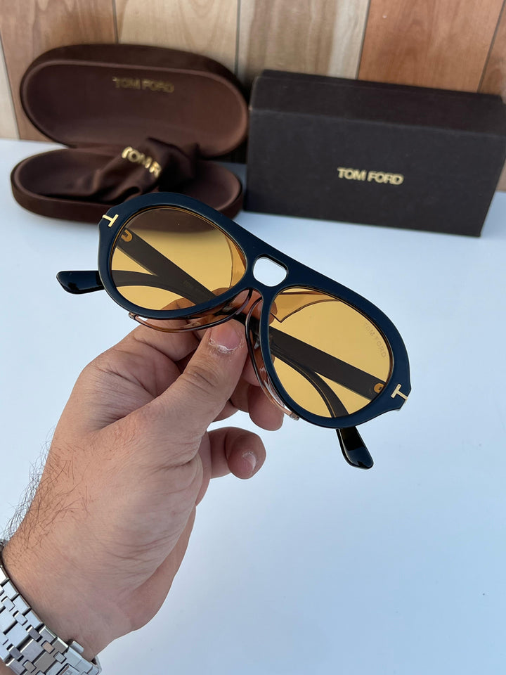 TOMFORD 77137 Sunglass Black