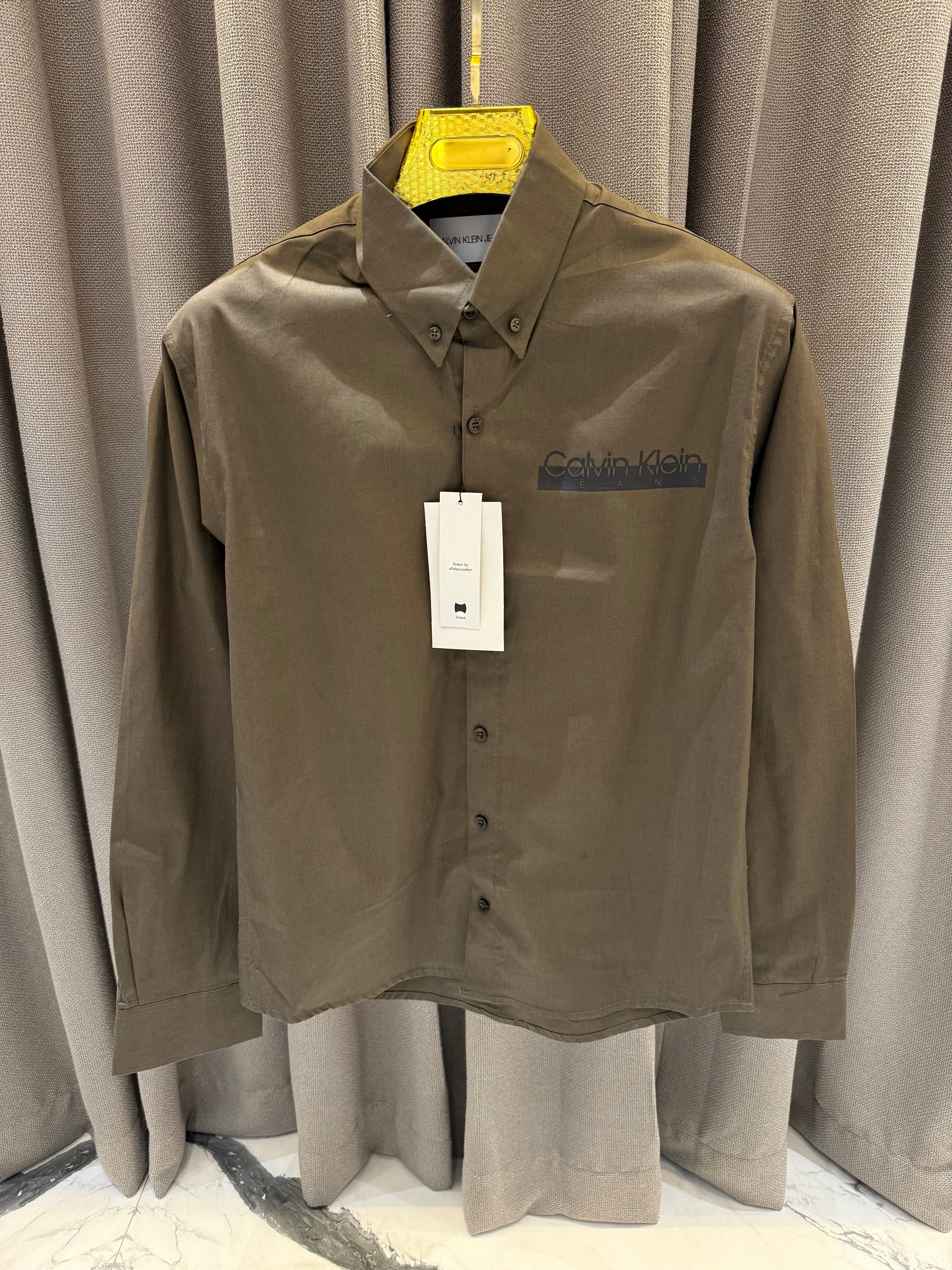 CALVIN KLEIN OLIVE SHIRT C1