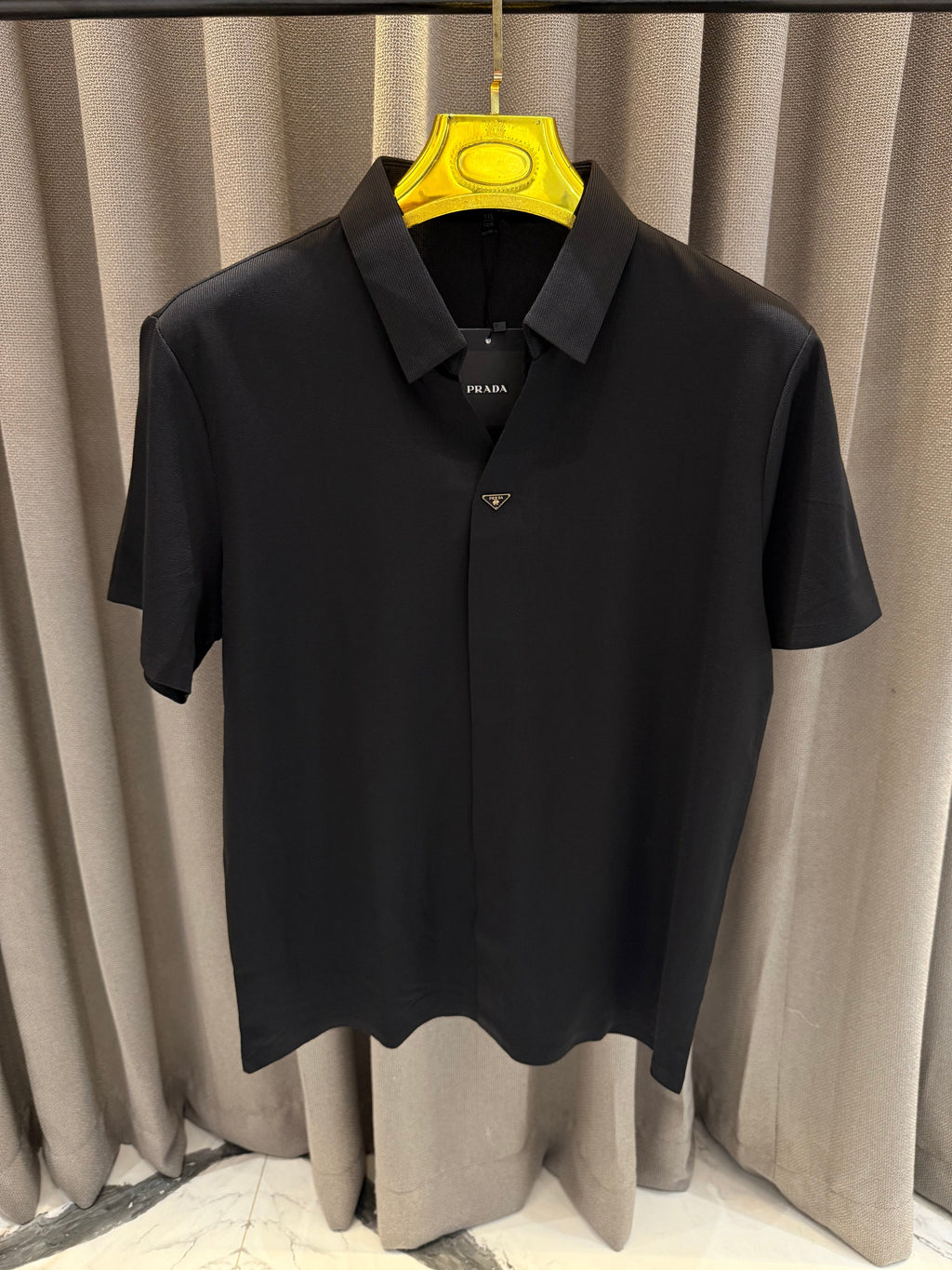 PRADA IMPORTED STICHLESS HALF SHIRT BLACK