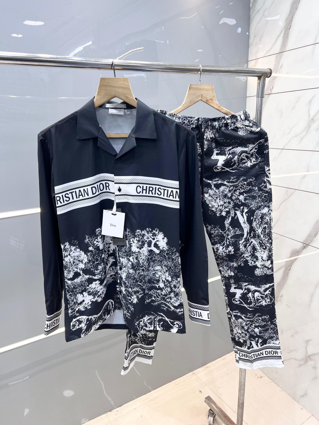 DIOR BLACK BOX PACK CORD SET