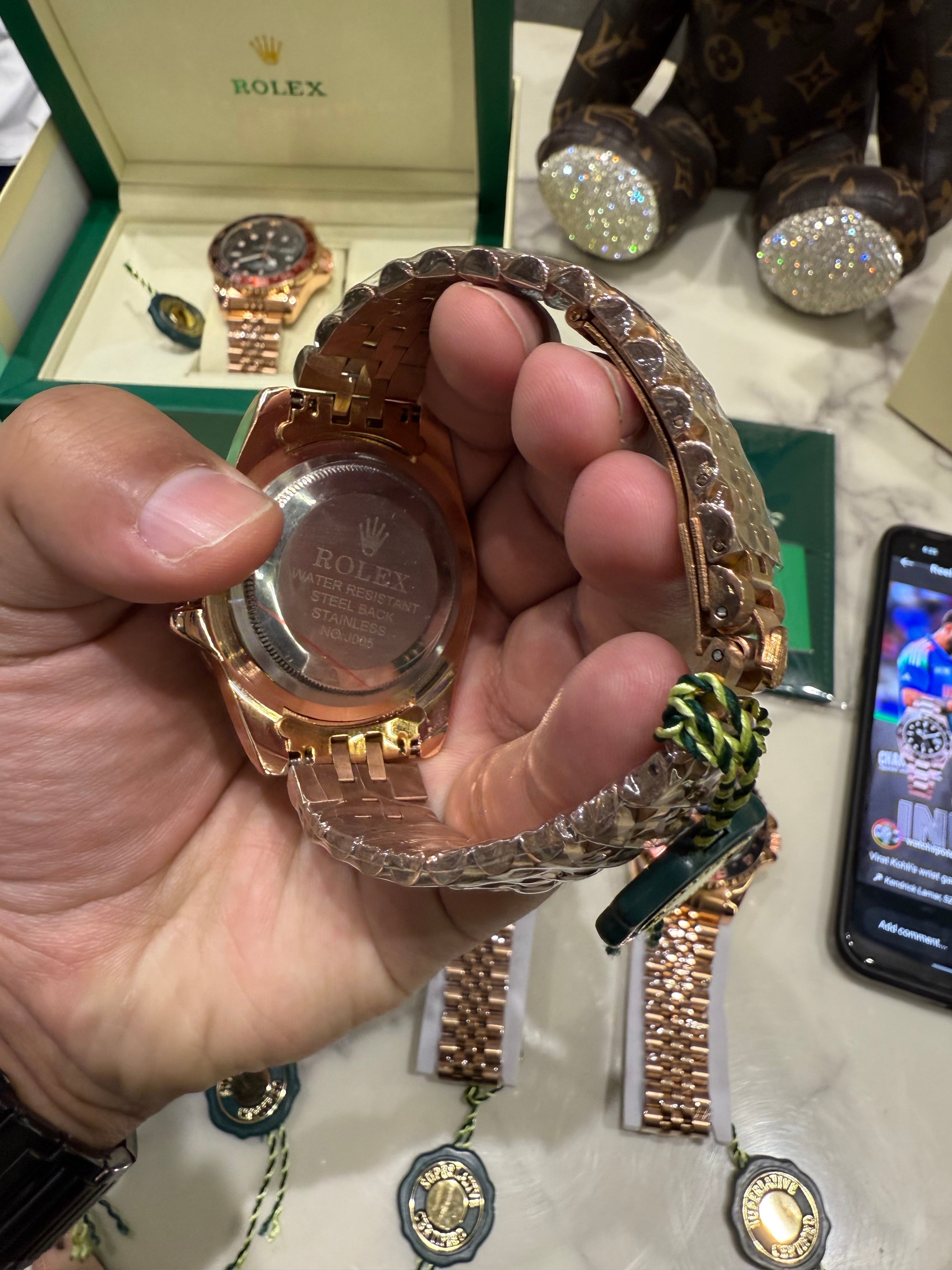 Rolexx GMT-Master-IIOyster,Virat Kholi, Everose gold